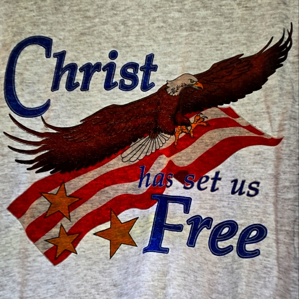 Men's 3xl Tshirt Christ has set us free